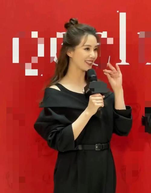 娱乐吃瓜顶流小生,揭秘吃瓜顶流小生的幕后故事 第3张 娱乐吃瓜顶流小生,揭秘吃瓜顶流小生的幕后故事 第3张